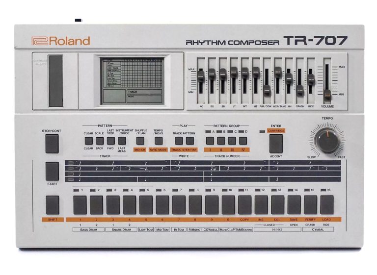 Boite à rythme Roland TR 707